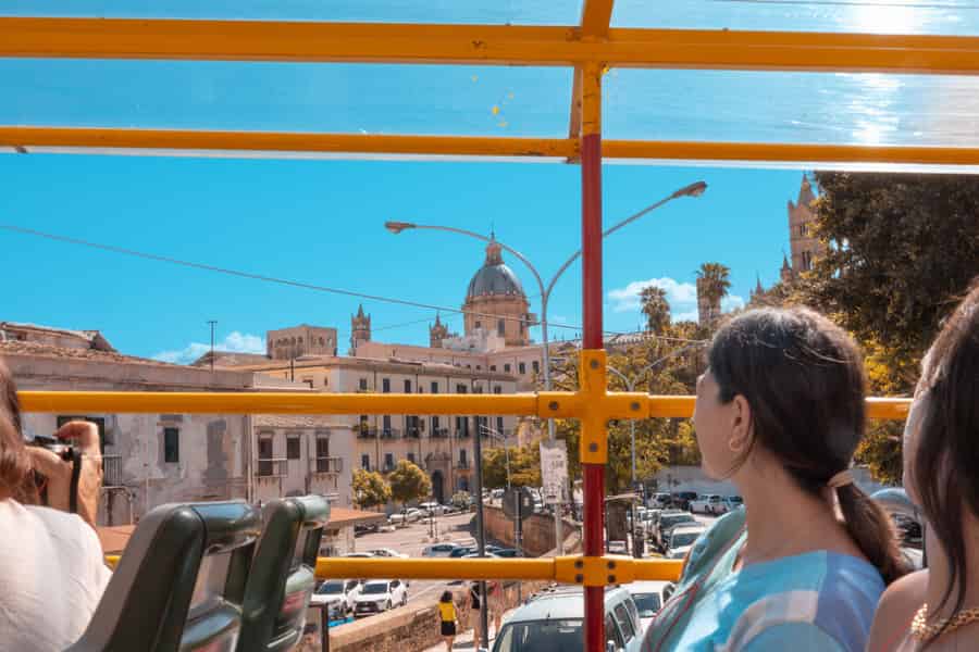 Palermo: 24-Stunden-Ticket für die Hop-On/Hop-Off-Bustour. Foto: GetYourGuide