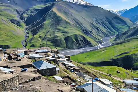 巴库至希纳利克村、古巴、糖果拐杖岩，含家常午餐团体游（含自制午餐）