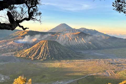 Probolinggo: Bromo Sunrise & Gili Ketapang Snorkeling Tour