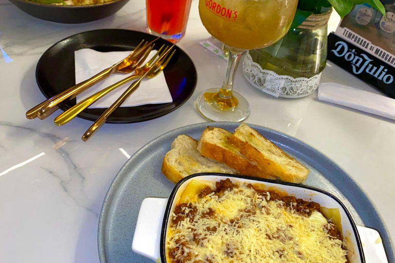 Medellín: Calle 10 Food Tour with Tastings and Guide