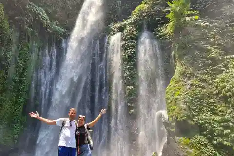 Lombok: Waterfalls, Sasak Village, Rice Field & Selong Hill