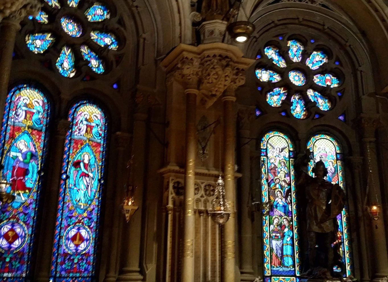 Fra Barcelona: Vandre på Montserrat uden for alfarvej