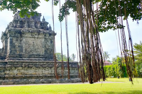 Nascer do sol em Borobudur, na colina de Stumbu, em Borobudur e no templo de Mendut