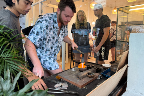 Cours de fabrication de bijoux à Kuta Bali, avec 7 grammes d'argent pur