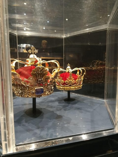 Rosenborg: Private guided tour | GetYourGuide