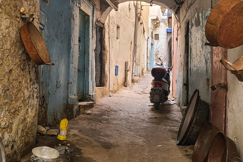 Tunis: Medina Guided Walking Tour with Optional Food