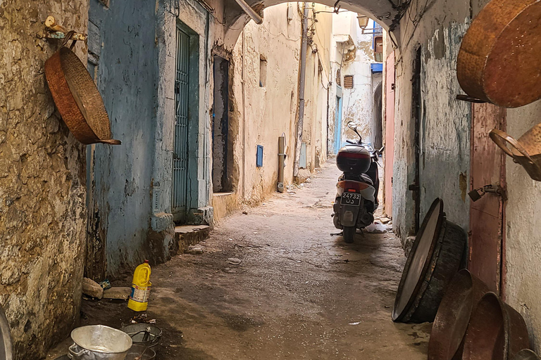 Tunis: Medina Guided Walking Tour with Optional Food