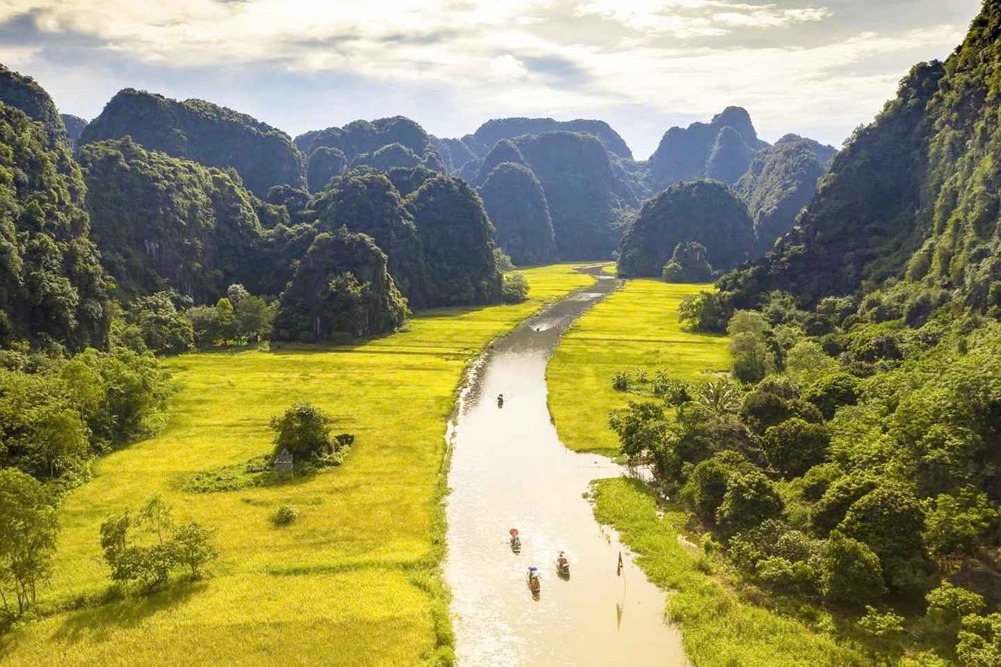 Hanoi: Ninh Binh, Tam Coc, Mua Cave & Hoa Lu with cycling