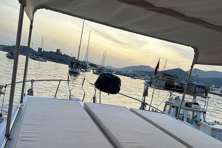 Bodrum Private Sunset Boat tour with swimming stop