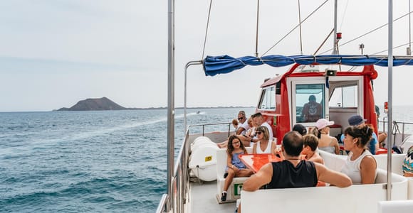 Desde Corralejo: Lobos Island Ferry with Optional Transfer