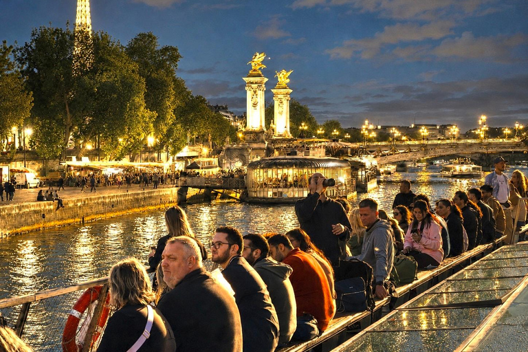 Paris: Illuminated Seine Night Cruise from the Eiffel Tower Paris: Illuminated Seine River Night Cruise & Free Postcard