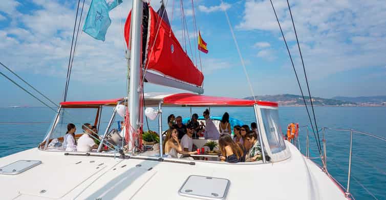 Barcelona: Sunset or Day Catamaran Cruise with Tapa & Drink photo 8