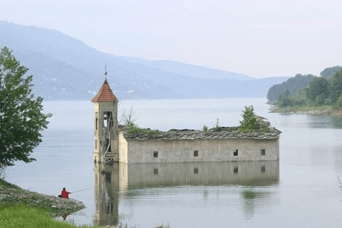 Skopje : Tetovo, Mavrovo, Galicnik et John Bigorski - Excursion d'une journéeSkopje : excursion d'une journée à Tetovo, Mavrovo, Galicnik et John Bigorski