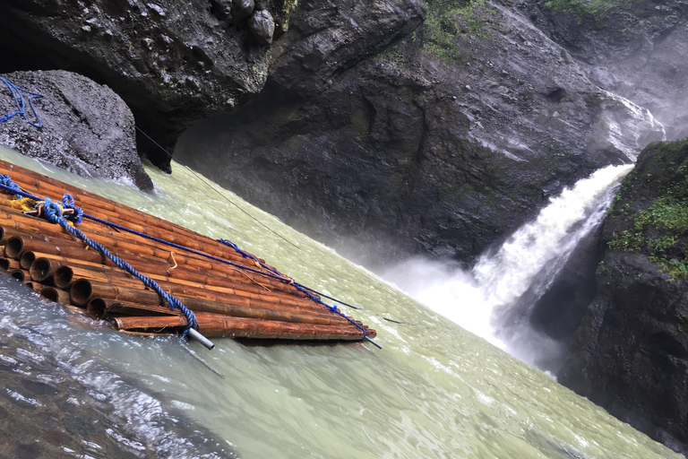 Pagsanjan-watervallen en Lake Yambo (zwemmen en natuurervaring)