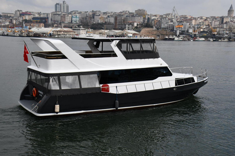 Istanbul: Bosphorus Sunset Yacht Cruise with Snacks Bosphorus Small Group Sunset Yacht Cruise with Snacks