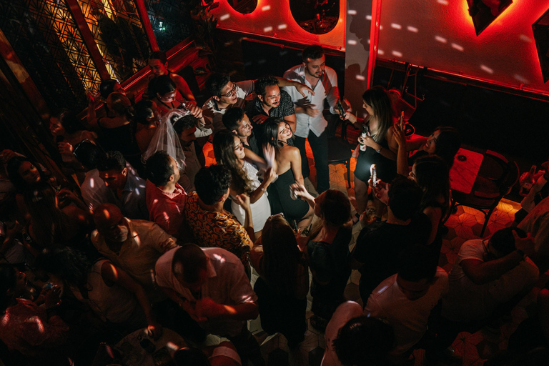 Live and feel Cartagena through its cocktails. Experience Cartagena through its cocktails