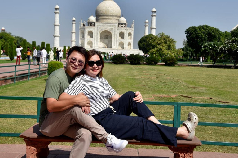 From Delhi: Taj Mahal & Agra Private Tour with 5* Meal Only Private Tour Guide ( No Tickets and Transport )