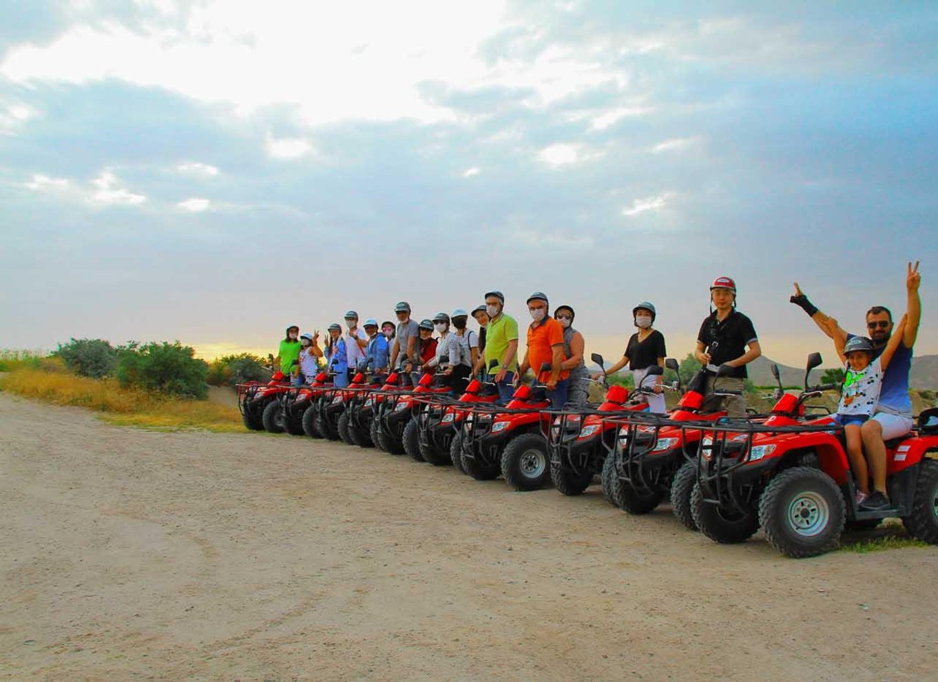 Kappadokien ATV-tur ved solnedgang