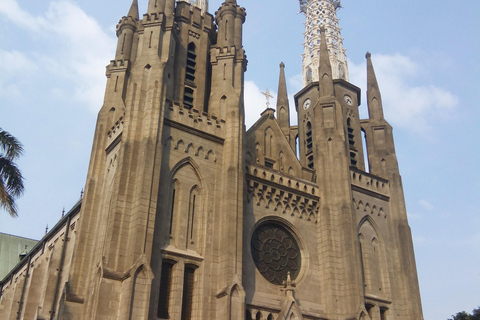 Jakarta: Old Town Tour with Guide and Entry to Museum
