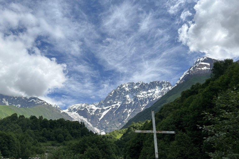 From Kutaisi: Svaneti, Mestia & Ushguli with Scenic Hikes Svaneti 4x4 Private 3-day tour
