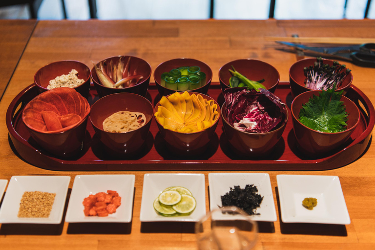 Kanazawa: Temari Sushi Making Class with Instructor