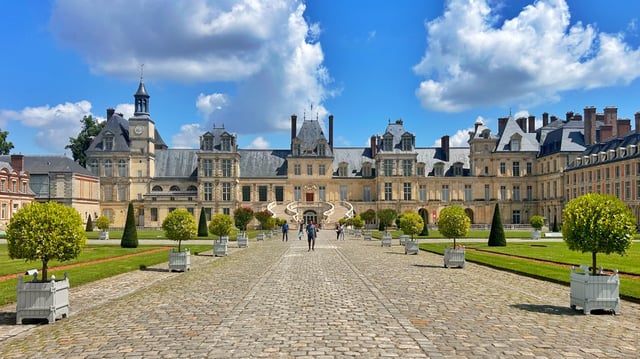 Le château de Fontainebleau et le village des peintres de Barbizon
