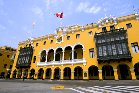 Lima: City Highlights in a Day Tour Lima: Highlights and Magic Fountains Park Small-Group Tour