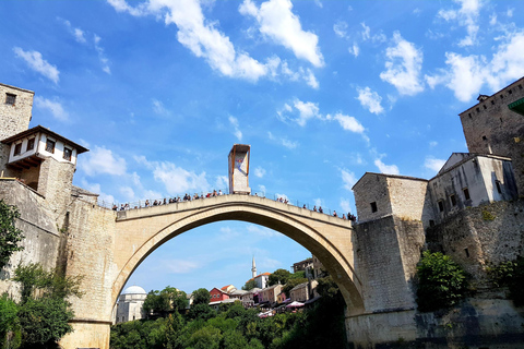 Mostar i wodospady Kravica - wycieczka prywatnaPrywatna wycieczka z Dubrownika do Mostaru i wodospadów Kravice