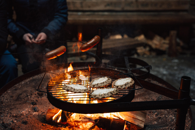 Levi: Snowshoeing Tour to Santa's Cabin with Sausage BBQ
