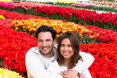 Из Амстердама: автобусная экскурсия в парк Кёкенхоф и парк тюльпанов Tulip Experience