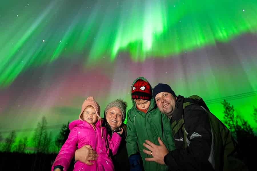Rovaniemi: 100 % garantierte Nordlichter-Tour & Fotos. Foto: GetYourGuide Rovaniemi: 100 % garantierte Nordlichter-Tour & Fotos. Foto: GetYourGuide