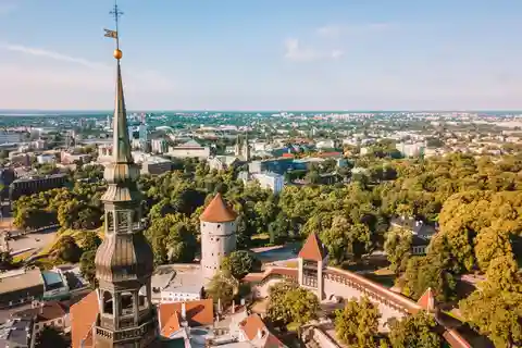 Tallinn : Promenade express avec un habitant en 60 minutes