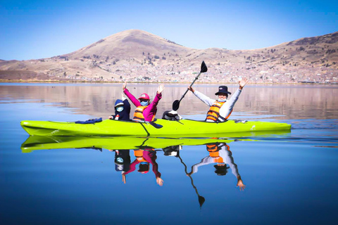 Kayak tour of the Uros Islands