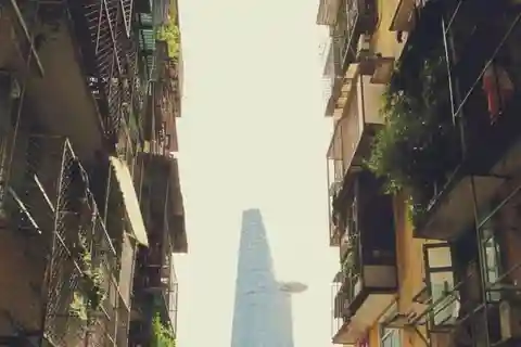 Ho Chi Minh City Afternoon Tour: Saigon's Cultural Heart