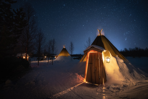 Saariselkä: excursión para ver la aurora boreal al lago Inari y cenaSaariselkä: Excursión a la Aurora Boreal en el Lago Inari y Cena