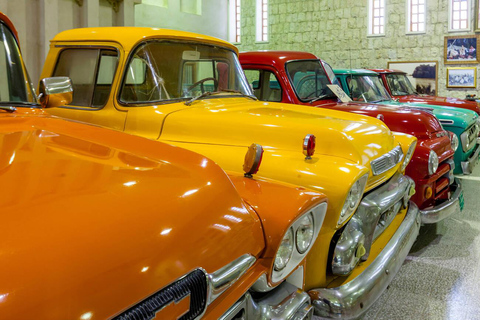 Doha: Museo del Jeque Faisal y Circuito de Carreras de Camellos de Shahaniya