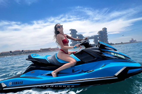 Dubaï : 1 h d’aventure en jet ski