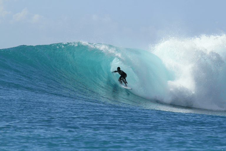 From Lisbon: Tour to Óbidos and Nazaré - Medieval Village, Ginja, and Giant Waves From Lisbon: Tour to Óbidos and Nazaré - Medieval Village, Ginja, and Surf Museum