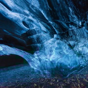 Jökulsárlón: Ice Cave and Glacier Hike Tour by Super Jeep