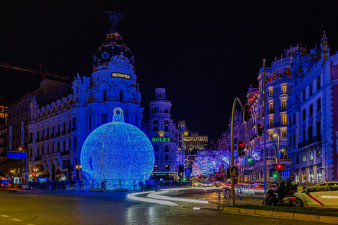 Madrid: Offene Doppeldecker-Weihnachtsbus-Tour mit GuideMadrid: Offene Doppeldecker-Weihnachtsbustour mit Guide