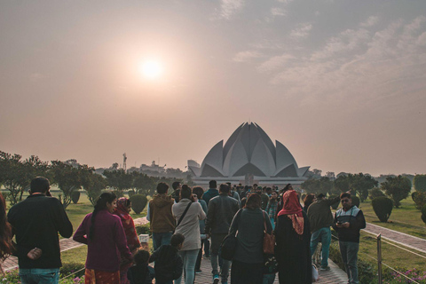 Pontos de referência icônicos de Delhi: Excursão guiada particular de 1 dia de carroColeta em Noida/Gurgaon/Ghaziabad/Faridabad