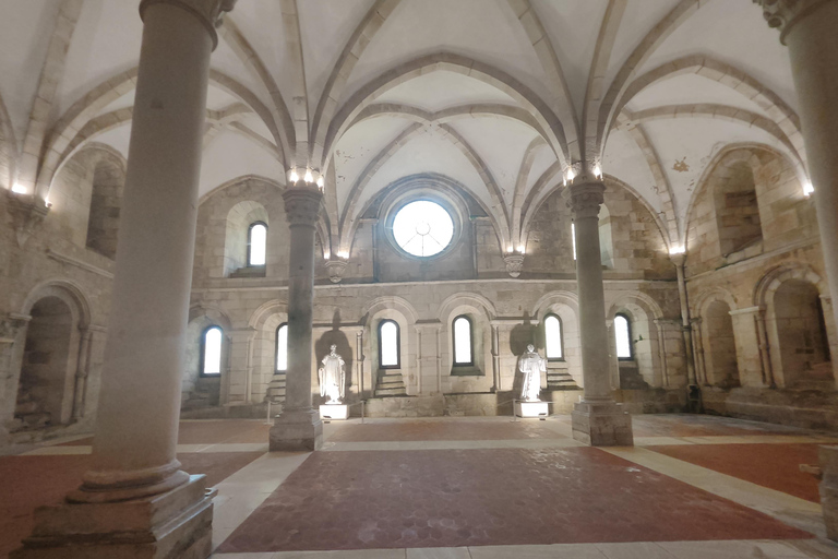 From Lisbon: Medieval Tour, Batalha, Tomar, Alcobaça, Óbidos Private Tour Option