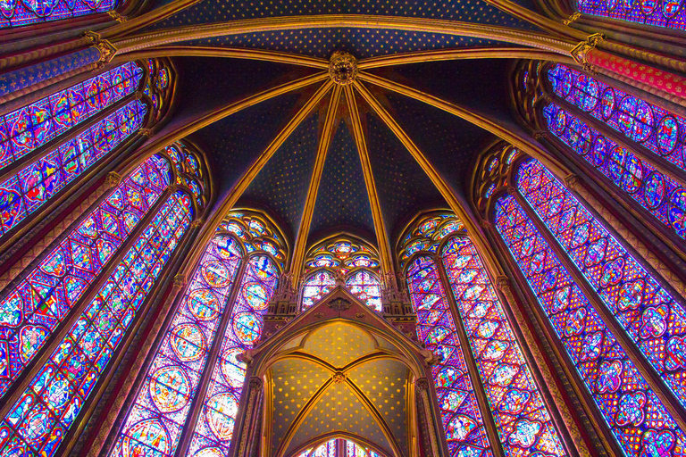 Paris: Sainte Chapelle Guided Tour with Reserved Access Sainte Chapelle Guided Tour with Reserved access
