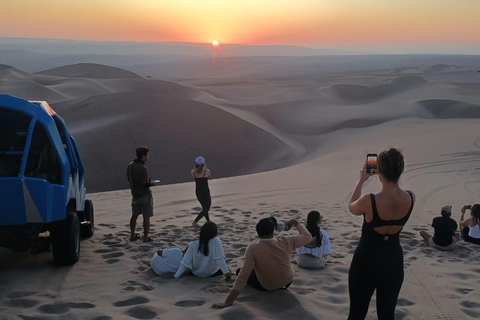 Från Ica eller Huacachina: Buggy- och sandboardtur vid solnedgångenFrån Ica eller Huacachina: Privat solnedgångstur med buggy och sandboarding.