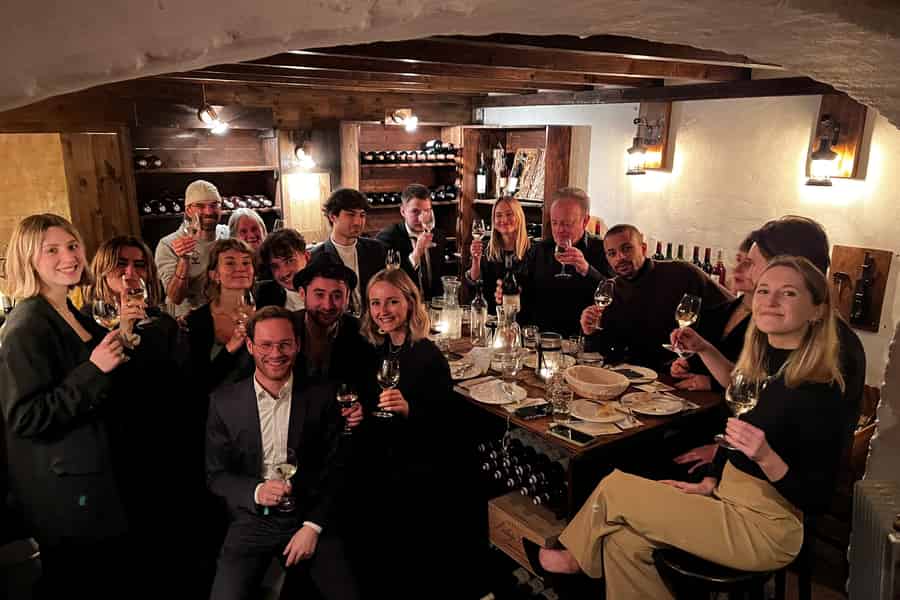 Köln-Nippes: Gourmet Weinverkostung mit Käseplatte. Foto: GetYourGuide Köln-Nippes: Gourmet Weinverkostung mit Käseplatte. Foto: GetYourGuide