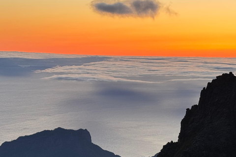 Madeira: Sunrise above the clouds + Miradouro dos Balcões