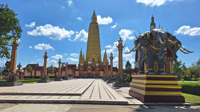 Khaolak: 3 Temples Tour with Meditation and Pagoda