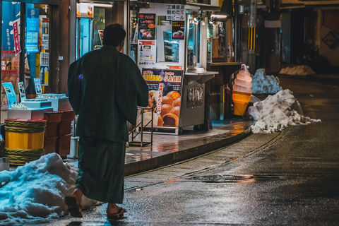 Tokyo: Nagano, Snow Monkeys and Zenko-ji Temple Private Tour
