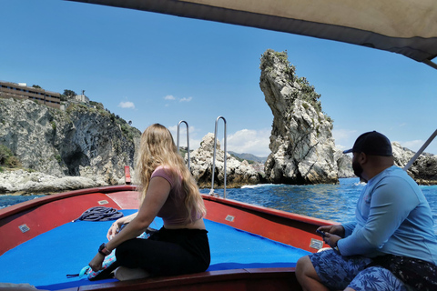 Taormina City Center & Boat Trip: Isola Bella & Blue Grotto Small group (min 8 - max 16 people per group)