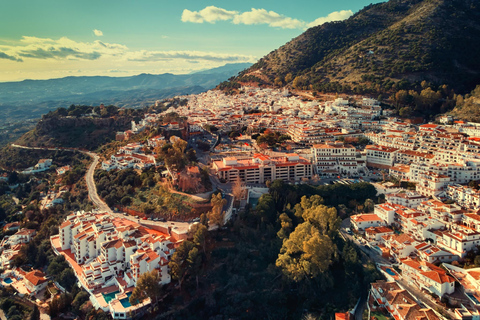 Gibraltar and Mijas Day Trip with Free Time from MálagaGibraltar and Mijas from Train Station of Málaga